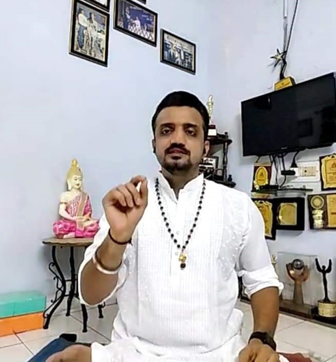 Yoga Eğitmeni Umang Dawn